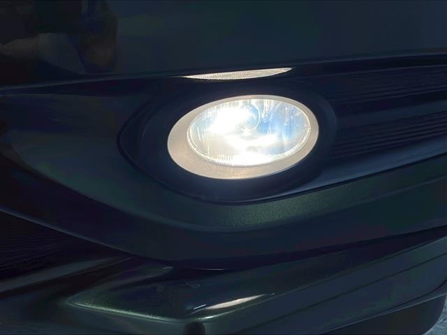 【　フォグランプ　】日本語で霧灯（むとう）と呼ばれるフォグランプは、その名の通り濃い霧が発生した際などに点灯させて、視界を確保する重要なランプです！