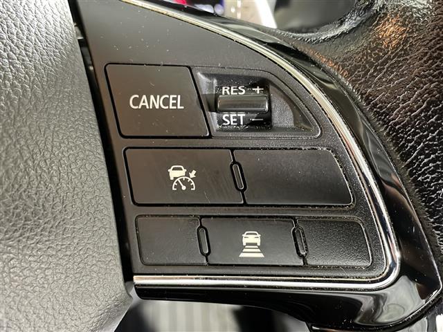 【アダプティブクルーズコントロール（ＡＣＣ）】アクセルを踏まなくても、設定した速度で走行したり、先行車との車間距離を適切に維持する追従走行できます！機能には限界があるためご注意ください。