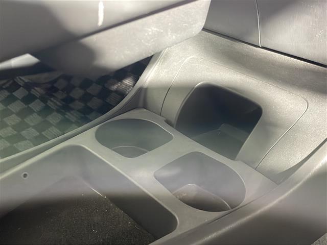 店舗にて現車の確認もいただけますので、お電話で在庫のご確認の上是非ご来店くださいませ！！！