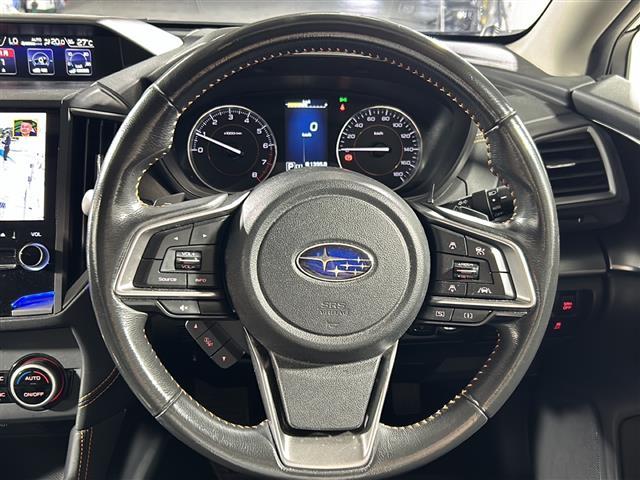 ＸＶ ２．０ｉ－Ｌ　アイサイト　禁煙車　アイサイト　純正８インチナビ　ＣＤ　ＤＶＤ　Ｂｌｕｅｔｏｏｔｈ　フルセグＴＶ　レーダークルーズコントロール　ブラインドスポットモニター　純正フロアマット　革巻きステアリング　ＬＥＤヘッドライト（10枚目）