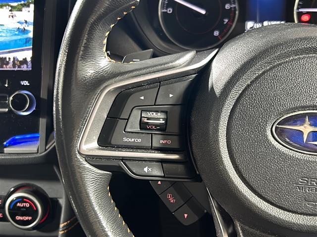 ＸＶ ２．０ｉ－Ｌ　アイサイト　禁煙車　アイサイト　純正８インチナビ　ＣＤ　ＤＶＤ　Ｂｌｕｅｔｏｏｔｈ　フルセグＴＶ　レーダークルーズコントロール　ブラインドスポットモニター　純正フロアマット　革巻きステアリング　ＬＥＤヘッドライト（13枚目）