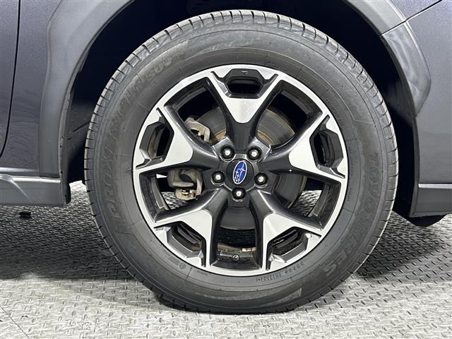 ＸＶ ２．０ｉ－Ｌ　アイサイト　禁煙車　アイサイト　純正８インチナビ　ＣＤ　ＤＶＤ　Ｂｌｕｅｔｏｏｔｈ　フルセグＴＶ　レーダークルーズコントロール　ブラインドスポットモニター　純正フロアマット　革巻きステアリング　ＬＥＤヘッドライト（31枚目）