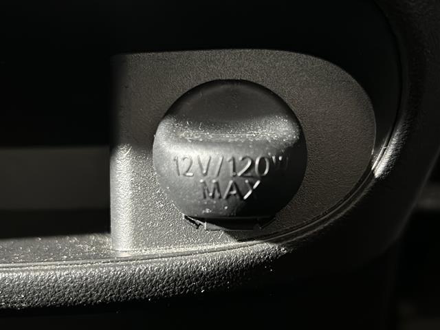 店舗にて現車の確認もいただけますので、お電話で在庫のご確認の上是非ご来店くださいませ！！！