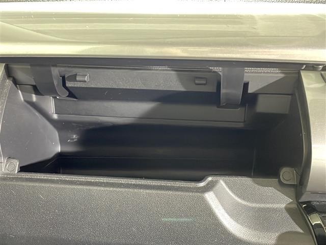 店舗にて現車の確認もいただけますので、お電話で在庫のご確認の上是非ご来店くださいませ！！！