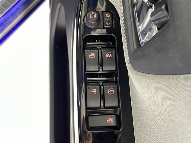 店舗にて現車の確認もいただけますので、お電話で在庫のご確認の上是非ご来店くださいませ！！！