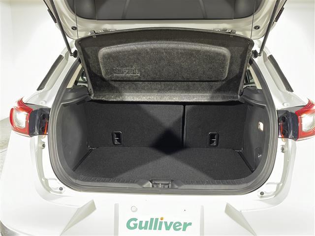 【トランクルーム】トランクルームにもしっかり荷物も積み込めます！！