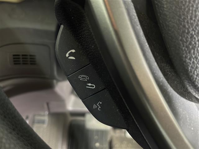 フリードハイブリッド ハイブリッド・Ｇホンダセンシング　県外仕入れ　禁煙車　６名乗り　純正ナビ　ワンセグ　ＣＤ　Ｂｌｕｅｔｏｏｔｈ　両側パワースライドドア　ホンダセンシング　クルーズコントロール　ビルトインＥＴＣ　スマートキー　スペアキー１本（11枚目）