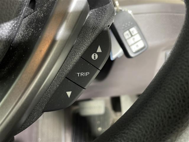 フリードハイブリッド ハイブリッド・Ｇホンダセンシング　県外仕入れ　禁煙車　６名乗り　純正ナビ　ワンセグ　ＣＤ　Ｂｌｕｅｔｏｏｔｈ　両側パワースライドドア　ホンダセンシング　クルーズコントロール　ビルトインＥＴＣ　スマートキー　スペアキー１本（12枚目）