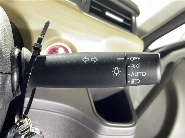 フリードハイブリッド ハイブリッド・Ｇホンダセンシング　県外仕入れ　禁煙車　６名乗り　純正ナビ　ワンセグ　ＣＤ　Ｂｌｕｅｔｏｏｔｈ　両側パワースライドドア　ホンダセンシング　クルーズコントロール　ビルトインＥＴＣ　スマートキー　スペアキー１本（14枚目）