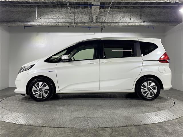 フリードハイブリッド ハイブリッド・Ｇホンダセンシング　県外仕入れ　禁煙車　６名乗り　純正ナビ　ワンセグ　ＣＤ　Ｂｌｕｅｔｏｏｔｈ　両側パワースライドドア　ホンダセンシング　クルーズコントロール　ビルトインＥＴＣ　スマートキー　スペアキー１本（31枚目）