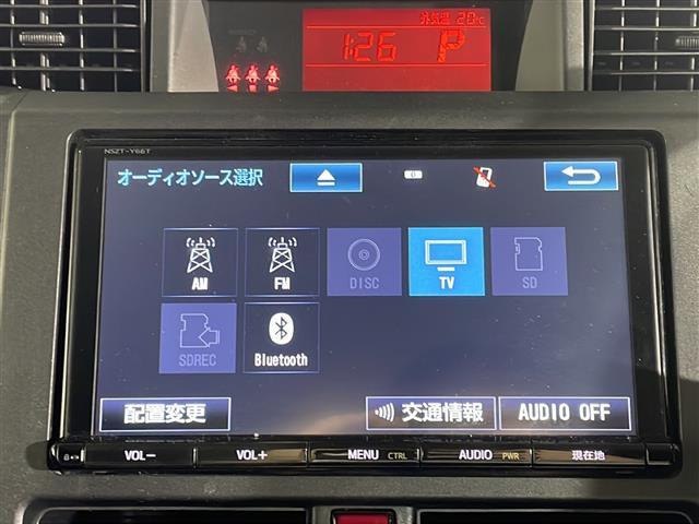 ルーミー Ｘ　Ｓ　県外仕入れ　禁煙車　純正９インチナビ　ビルトインＥＴＣ　ドライブレコーダー　シートヒーター　ステアリングリモコン　バックカメラ　プッシュスタート　ヘッドライトレベライザー（5枚目）