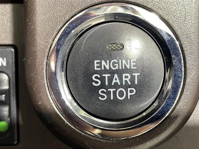 ルーミー Ｘ　Ｓ　県外仕入れ　禁煙車　純正９インチナビ　ビルトインＥＴＣ　ドライブレコーダー　シートヒーター　ステアリングリモコン　バックカメラ　プッシュスタート　ヘッドライトレベライザー（15枚目）