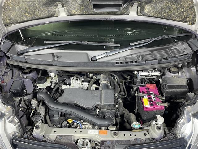 ルーミー Ｘ　Ｓ　県外仕入れ　禁煙車　純正９インチナビ　ビルトインＥＴＣ　ドライブレコーダー　シートヒーター　ステアリングリモコン　バックカメラ　プッシュスタート　ヘッドライトレベライザー（42枚目）