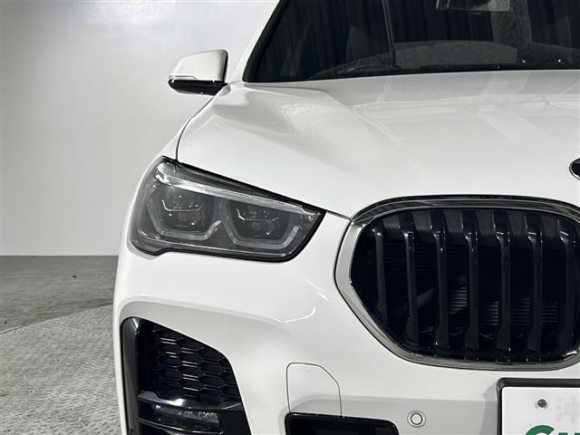 【ＬＥＤヘッドライト】消費する電力が少なく耐久年数が長いのが特徴のヘッドライトです。さらに長持ちさせたい方は、ヘッドライト・フロントガラスなどのコーティングもご用意しています。