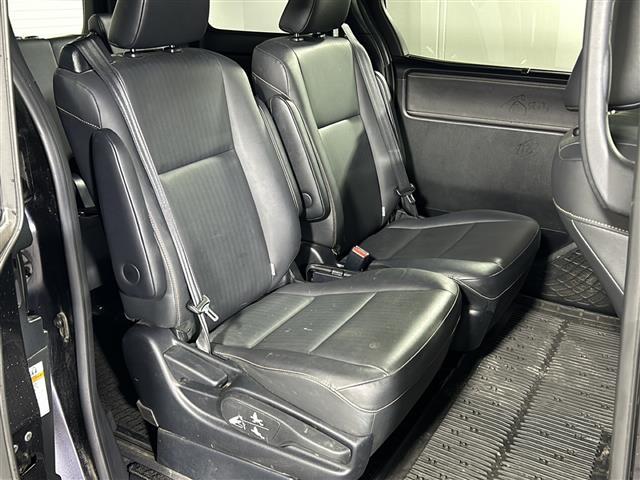 【　セカンドシート　】２列目も広々お乗りいただけます♪