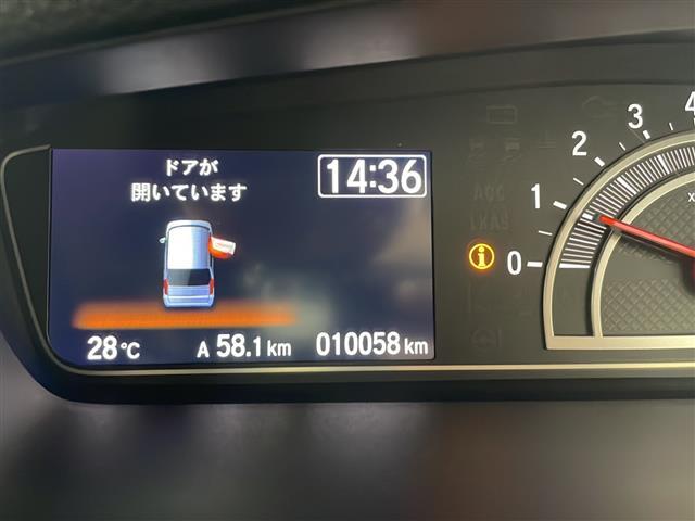 【スピードメーター】メーターがシンプルで見やすく運転しやすいですね！