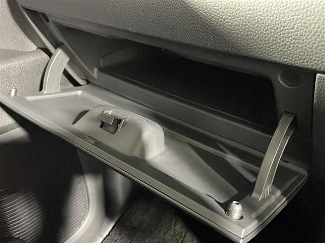 店舗にて現車の確認もできますので、お電話で在庫のご確認の上是非ご来店くださいませ！！！