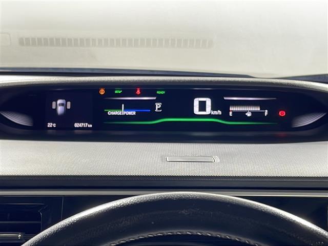 【スピードメーター】メーターがシンプルで見やすく運転しやすいですね！