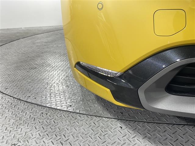 【　フォグランプ　】日本語で霧灯（むとう）と呼ばれるフォグランプは、その名の通り濃い霧が発生した際などに点灯させて、視界を確保する重要なランプです！