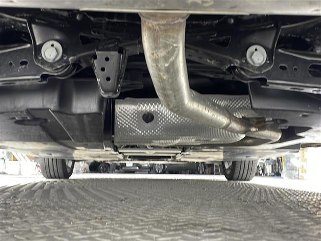 店舗にて現車の確認もできますので、お電話で在庫のご確認の上是非ご来店くださいませ！！！