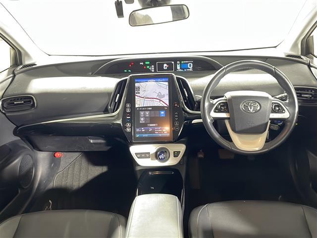 禁煙車　ワンオーナー　純正１１．６インチナビ　バックカメラ　クルーズコントロール　パワーシート　レザーシート　コーナーセンサー　シートヒーター　純正アルミ　純正マット　オートハイビーム　スペアキー