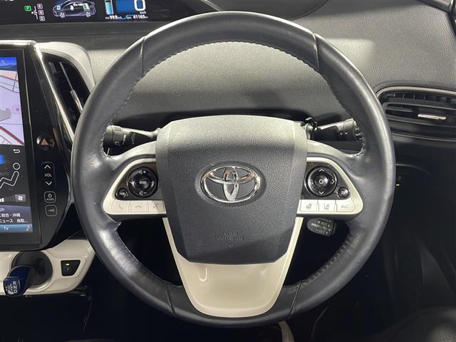 プリウスPHV Aレザーパッケージ 禁煙車 ワンオーナー 純正11.6インチナビ バックカメラ クルーズコントロール パワーシート レザーシート コーナーセンサー シートヒーター 純正アルミ 純正マット オートハイビーム スペアキー(11枚目)