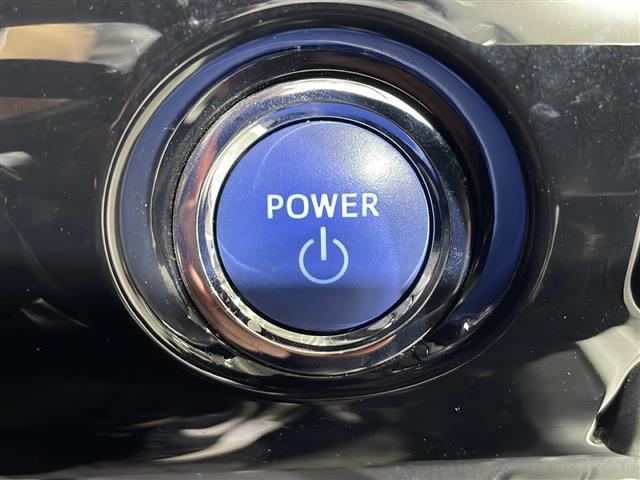 プリウスPHV Aレザーパッケージ 禁煙車 ワンオーナー 純正11.6インチナビ バックカメラ クルーズコントロール パワーシート レザーシート コーナーセンサー シートヒーター 純正アルミ 純正マット オートハイビーム スペアキー(18枚目)