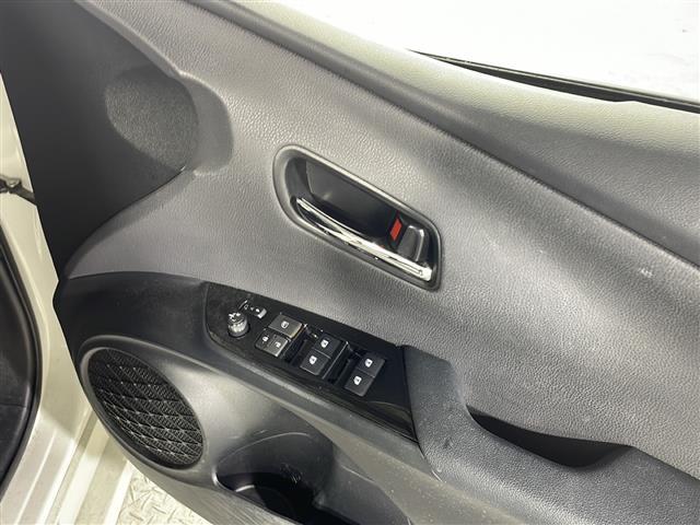 プリウスPHV Aレザーパッケージ 禁煙車 ワンオーナー 純正11.6インチナビ バックカメラ クルーズコントロール パワーシート レザーシート コーナーセンサー シートヒーター 純正アルミ 純正マット オートハイビーム スペアキー(20枚目)