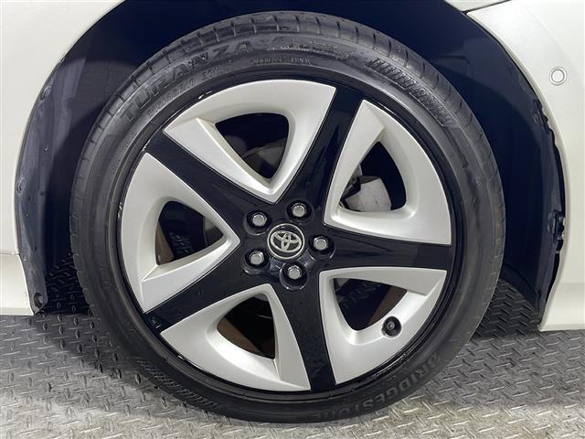 プリウスPHV Aレザーパッケージ 禁煙車 ワンオーナー 純正11.6インチナビ バックカメラ クルーズコントロール パワーシート レザーシート コーナーセンサー シートヒーター 純正アルミ 純正マット オートハイビーム スペアキー(27枚目)
