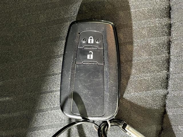 店舗にて現車の確認もいただけますので、お電話で在庫のご確認の上是非ご来店くださいませ！！！