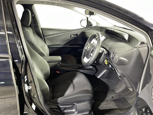 【　フロントシート　】使えるフロントシートで快適ドライブ♪