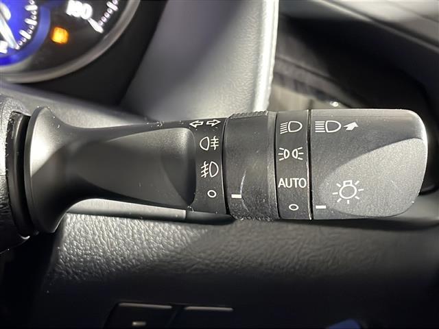 アルファードハイブリッド SR Cパッケージ 禁煙車 7人乗り 純正メーカーナビ(BT,フルセグ,CD/DVD,ラジオ) パノラマミックビューモニター JBLサウンド 純正フリップダウンモニター モデリスタエアロ シグネチャーイルミ 両側パワスラ(14枚目)