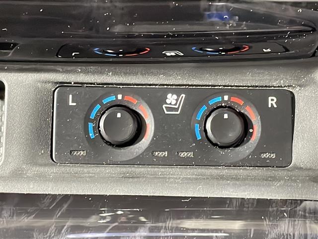 アルファードハイブリッド SR Cパッケージ 禁煙車 7人乗り 純正メーカーナビ(BT,フルセグ,CD/DVD,ラジオ) パノラマミックビューモニター JBLサウンド 純正フリップダウンモニター モデリスタエアロ シグネチャーイルミ 両側パワスラ(15枚目)