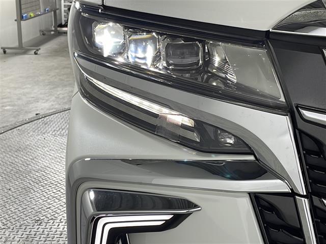 アルファードハイブリッド SR Cパッケージ 禁煙車 7人乗り 純正メーカーナビ(BT,フルセグ,CD/DVD,ラジオ) パノラマミックビューモニター JBLサウンド 純正フリップダウンモニター モデリスタエアロ シグネチャーイルミ 両側パワスラ(29枚目)