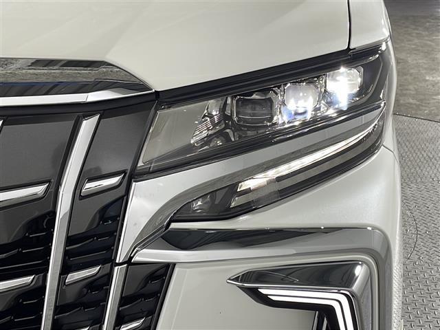 アルファードハイブリッド SR Cパッケージ 禁煙車 7人乗り 純正メーカーナビ(BT,フルセグ,CD/DVD,ラジオ) パノラマミックビューモニター JBLサウンド 純正フリップダウンモニター モデリスタエアロ シグネチャーイルミ 両側パワスラ(30枚目)