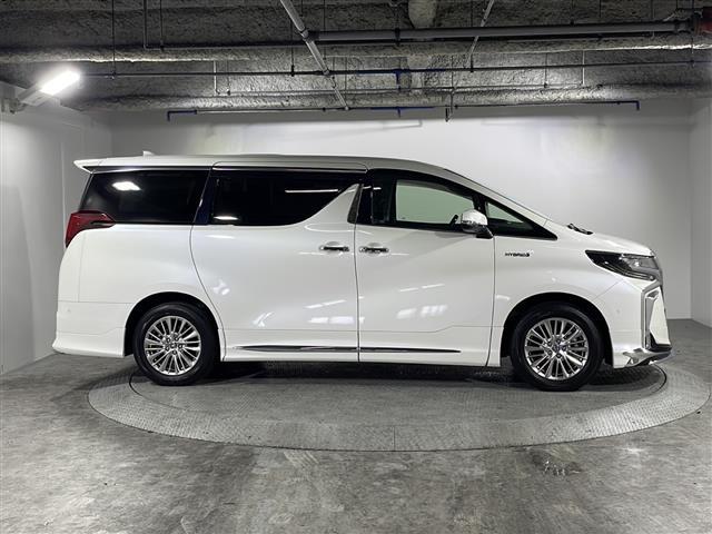 アルファードハイブリッド SR Cパッケージ 禁煙車 7人乗り 純正メーカーナビ(BT,フルセグ,CD/DVD,ラジオ) パノラマミックビューモニター JBLサウンド 純正フリップダウンモニター モデリスタエアロ シグネチャーイルミ 両側パワスラ(39枚目)