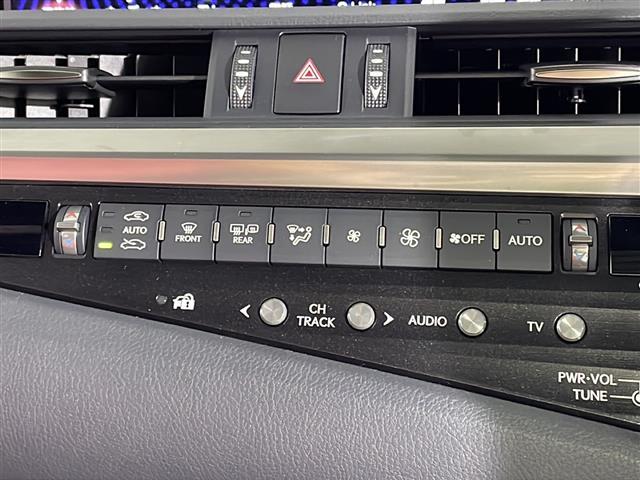 ＥＳ ＥＳ３００ｈ　Ｆスポーツ　禁煙車　ワンオーナー　ムーンルーフ　純正１２．３インチナビ　フルセグＴＶ　ＣＤ　ＤＶＤ　Ｂｌｕｅｔｏｏｔｈ　バックカメラ　レクサスセーフティシステム　ＢＳＭ　デジタルインナーミラー　赤レザーシート（10枚目）