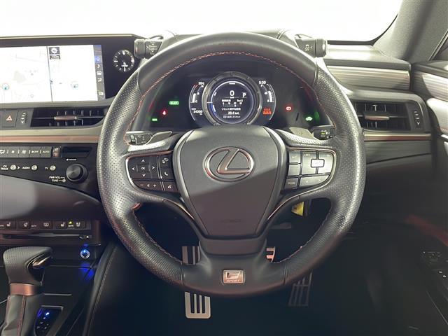 ＥＳ ＥＳ３００ｈ　Ｆスポーツ　禁煙車　ワンオーナー　ムーンルーフ　純正１２．３インチナビ　フルセグＴＶ　ＣＤ　ＤＶＤ　Ｂｌｕｅｔｏｏｔｈ　バックカメラ　レクサスセーフティシステム　ＢＳＭ　デジタルインナーミラー　赤レザーシート（25枚目）