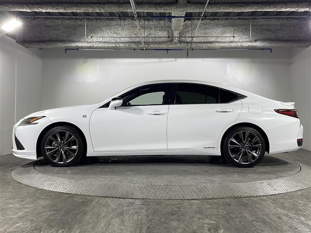 ＥＳ ＥＳ３００ｈ　Ｆスポーツ　禁煙車　ワンオーナー　ムーンルーフ　純正１２．３インチナビ　フルセグＴＶ　ＣＤ　ＤＶＤ　Ｂｌｕｅｔｏｏｔｈ　バックカメラ　レクサスセーフティシステム　ＢＳＭ　デジタルインナーミラー　赤レザーシート（35枚目）