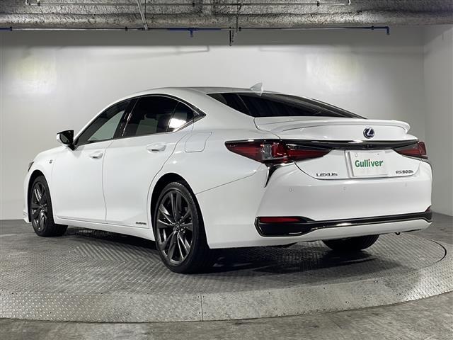 ＥＳ ＥＳ３００ｈ　Ｆスポーツ　禁煙車　ワンオーナー　ムーンルーフ　純正１２．３インチナビ　フルセグＴＶ　ＣＤ　ＤＶＤ　Ｂｌｕｅｔｏｏｔｈ　バックカメラ　レクサスセーフティシステム　ＢＳＭ　デジタルインナーミラー　赤レザーシート（36枚目）