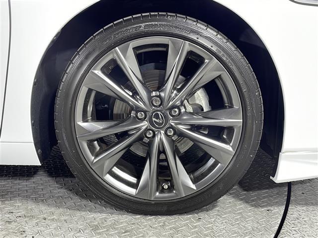 ＥＳ ＥＳ３００ｈ　Ｆスポーツ　禁煙車　ワンオーナー　ムーンルーフ　純正１２．３インチナビ　フルセグＴＶ　ＣＤ　ＤＶＤ　Ｂｌｕｅｔｏｏｔｈ　バックカメラ　レクサスセーフティシステム　ＢＳＭ　デジタルインナーミラー　赤レザーシート（41枚目）