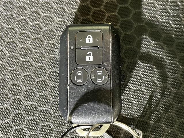 【スマートキー（エンジンスタートストップスイッチ）】スマートキー（電子キー）を持っていれば、スイッチを押すだけでエンジンをかけることができます！