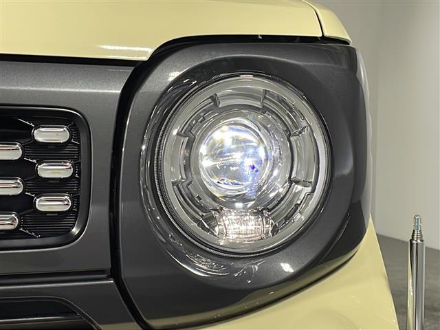 【ＬＥＤヘッドライト】消費する電力が少なく耐久年数が長いのが特徴のヘッドライトです。さらに長持ちさせたい方は、ヘッドライト・フロントガラスなどのコーティングもご用意しています。