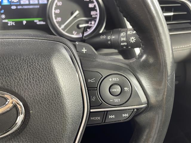 【アダプティブクルーズコントロール（ＡＣＣ）】アクセルを踏まなくても、設定した速度で走行したり、先行車との車間距離を適切に維持する追従走行できます！機能には限界があるためご注意ください。