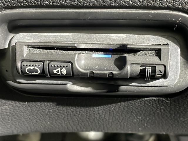 【　ＥＴＣ　】今やカーライフにおける重要性はナビにも匹敵するのではないでしょうか？セットアップを行うことで利用可能になります！