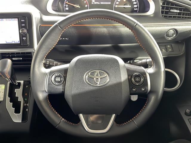 【　ステアリング　】ステアリングはとても綺麗な状態です