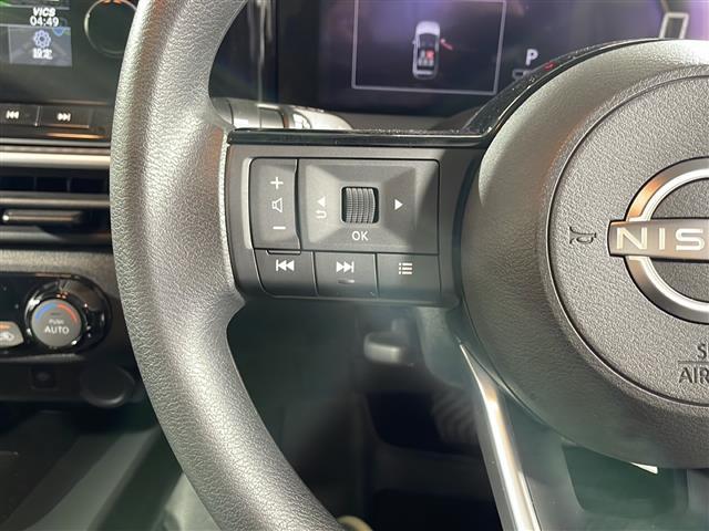 【　ステアリングスイッチ　】手元のスイッチでナビ操作が可能です！！非常に便利な機能です。取り付けのナビによってはオプション設定となっております！詳しくはスタッフまで♪