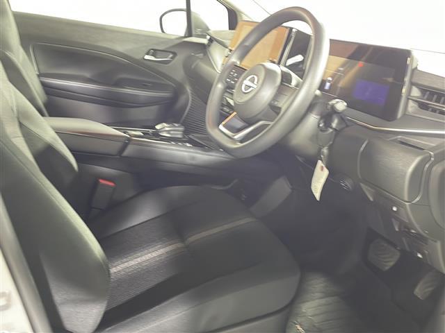 【　フロントシート　】使えるフロントシートで快適ドライブ♪