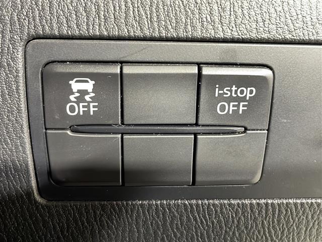 【ダイナミック・スタビリティ・コントロール（ＤＳＣ）】雨や雪で滑りやすい路面などで横滑りが発生した時、ブレーキとエンジン出力を自動的にコントロールし、優れた車両安定性を実現します！