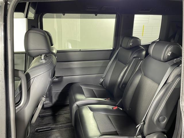 【　セカンドシート　】２列目も広々お乗りいただけます♪